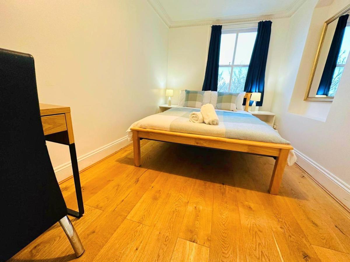 Cosy Home In Kensington - Great Location! 3 Minutes Walk To Earl'S Court Station Londres Exterior foto