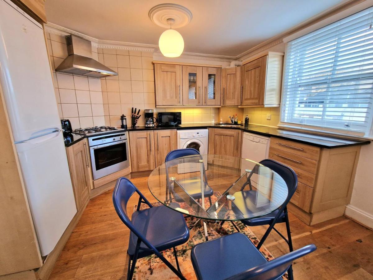 Cosy Home In Kensington - Great Location! 3 Minutes Walk To Earl'S Court Station Londres Exterior foto