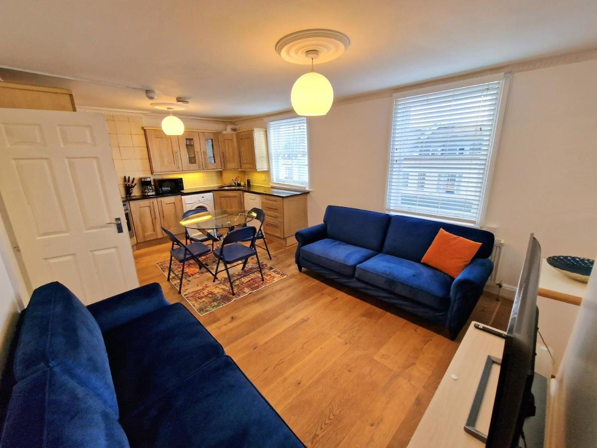 Cosy Home In Kensington - Great Location! 3 Minutes Walk To Earl'S Court Station Londres Exterior foto